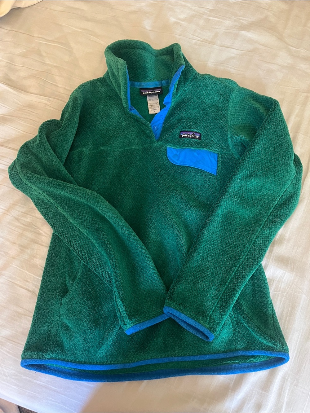 Patagonia 3/4 button green & blue sweatshirt